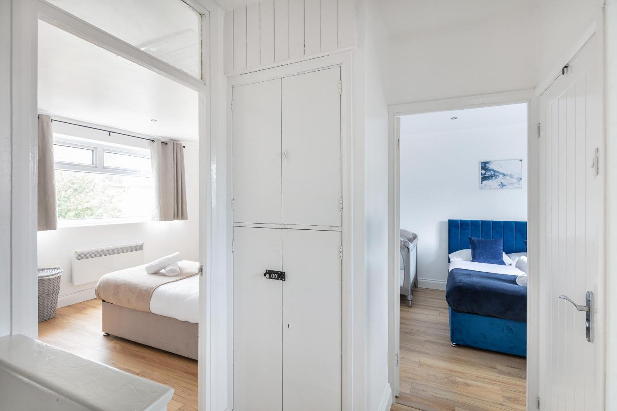 Case de vacanță Gem - 2 Bed House, 6 Mins From Liverpool Street, Shops & Restaurants