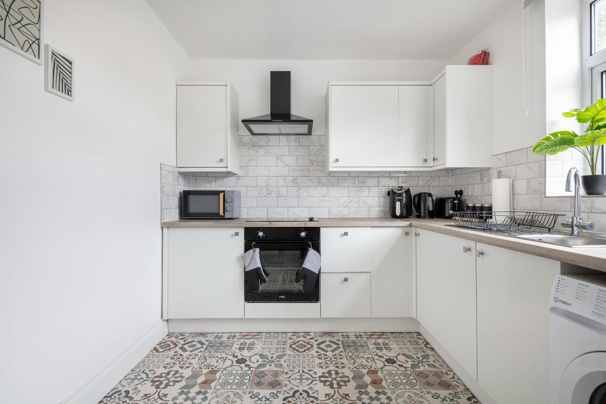 Gem - 2 Bed House, 6 Mins From Liverpool Street, Shops & Restaurants Case de vacanță *