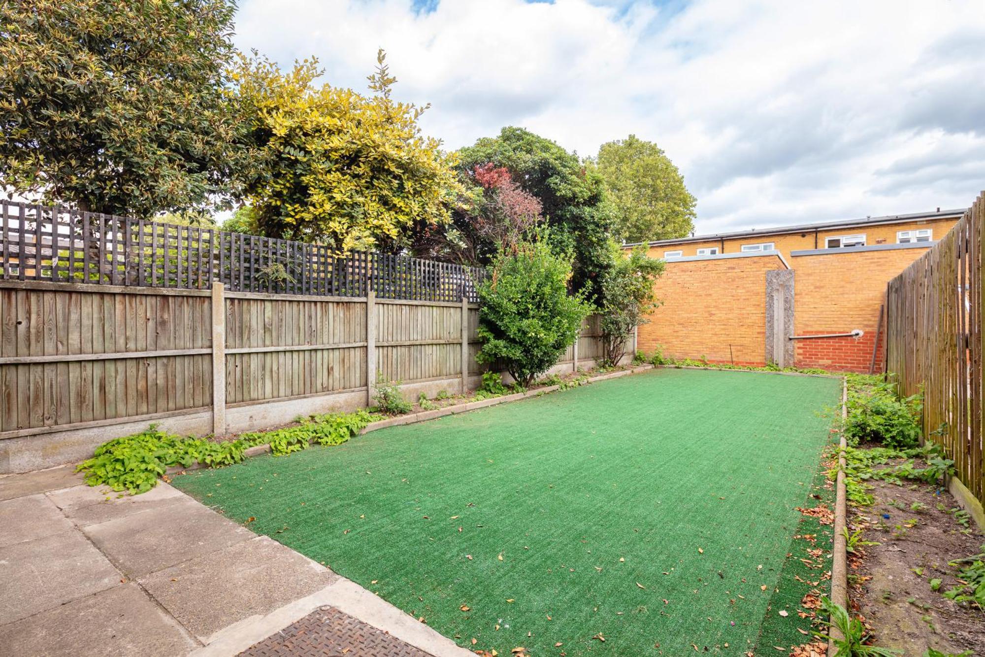 Case de vacanță Gem - 2 Bed House, 6 Mins From Liverpool Street, Shops & Restaurants *