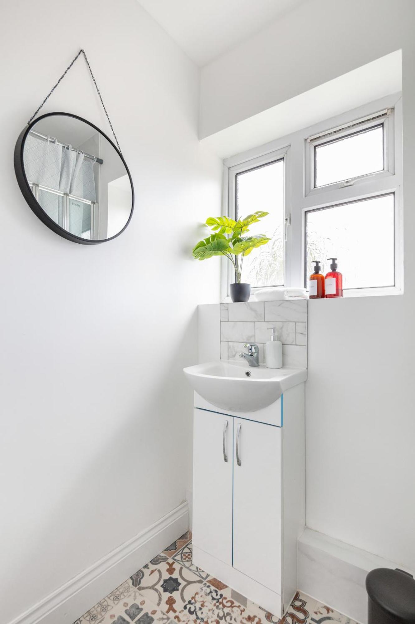 Gem - 2 Bed House, 6 Mins From Liverpool Street, Shops & Restaurants Londra